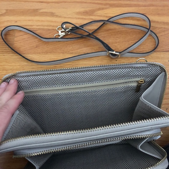 grey leather Crossbag - Picture 2 of 3